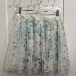 LC Lauren Conrad Floral Skirt in White and Blue